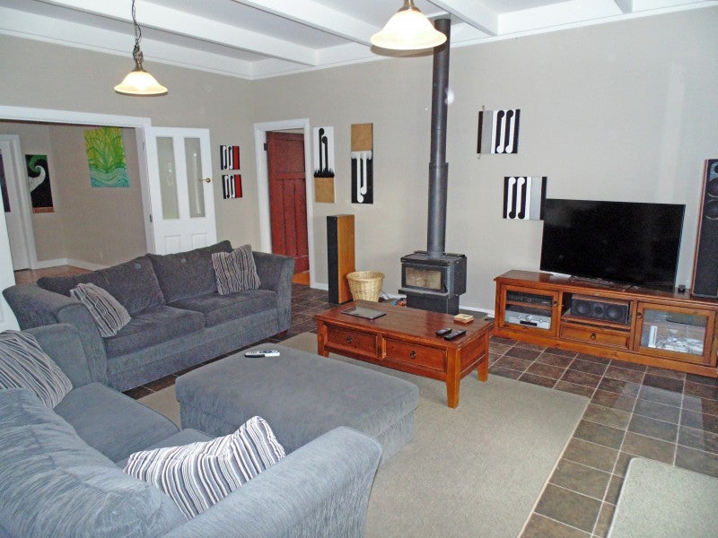 35 Argyle Avenue, Takaro, Palmerston North - Carousel 2