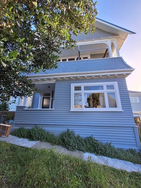 55 Ellice Street, Mount Victoria, Wellington - Carousel 2