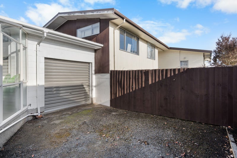 2/15 Dovedale Avenue, Ilam, Christchurch - Carousel 15