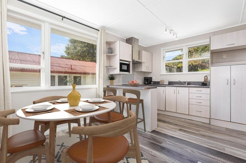 146 Sievers Grove, Cannons Creek, Porirua - Carousel 2