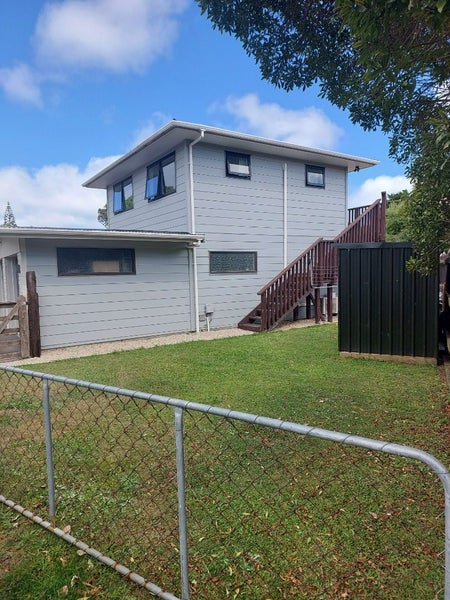 12 Rainbow Court, Raumati South, Paraparaumu - Carousel 1
