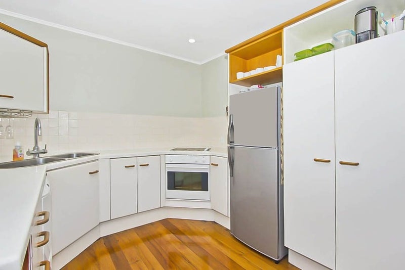 1/938 High ST, AVALON, LOWER HUTT - Carousel 2