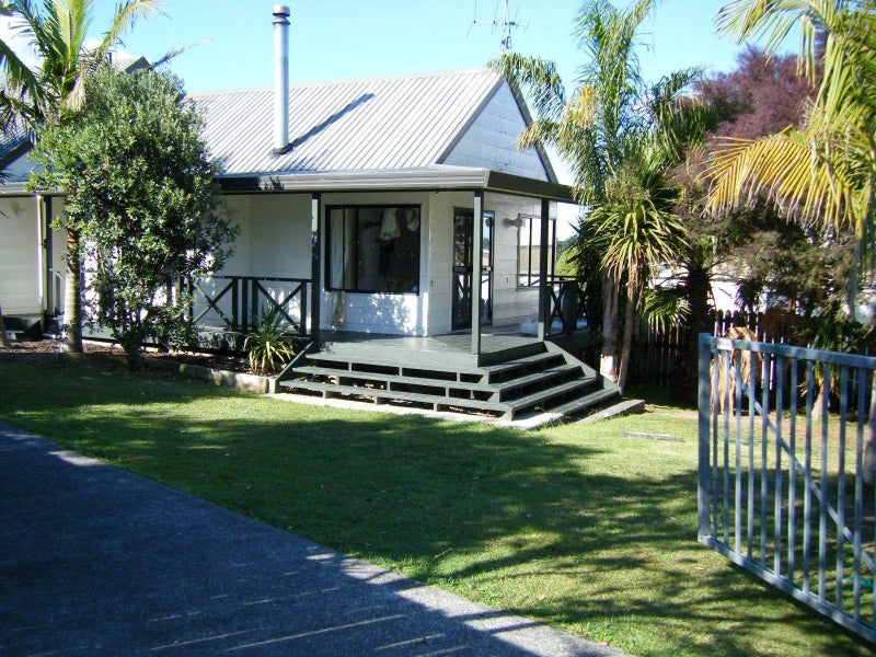 5 Sandgate Avenue, Botany Downs, Auckland - Carousel 1