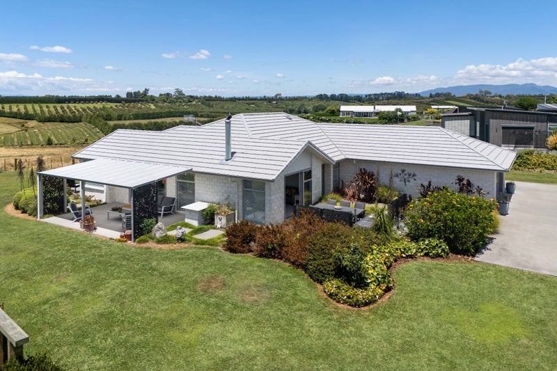192F Ongare Point Road, Katikati - Carousel 1