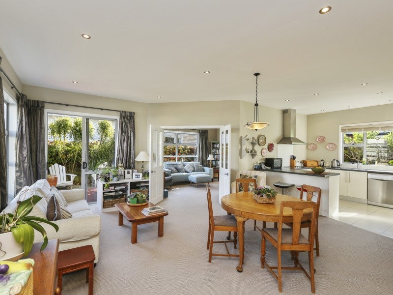 247A Carrington Street, Vogeltown, New Plymouth - Carousel 2