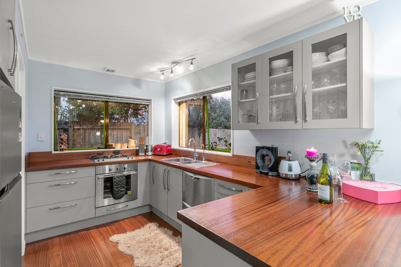 2/519 Pakuranga Road, Howick, Auckland - Carousel 2