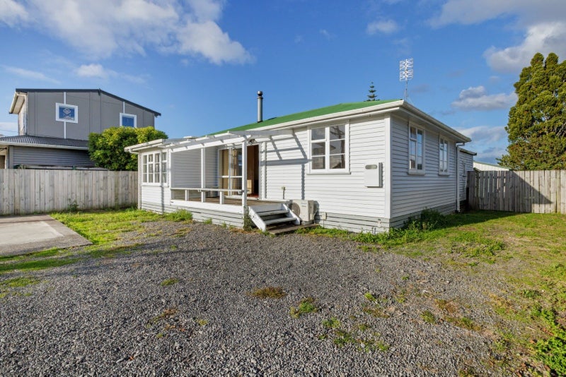 23 Park Road, Katikati, Katikati - Carousel 1