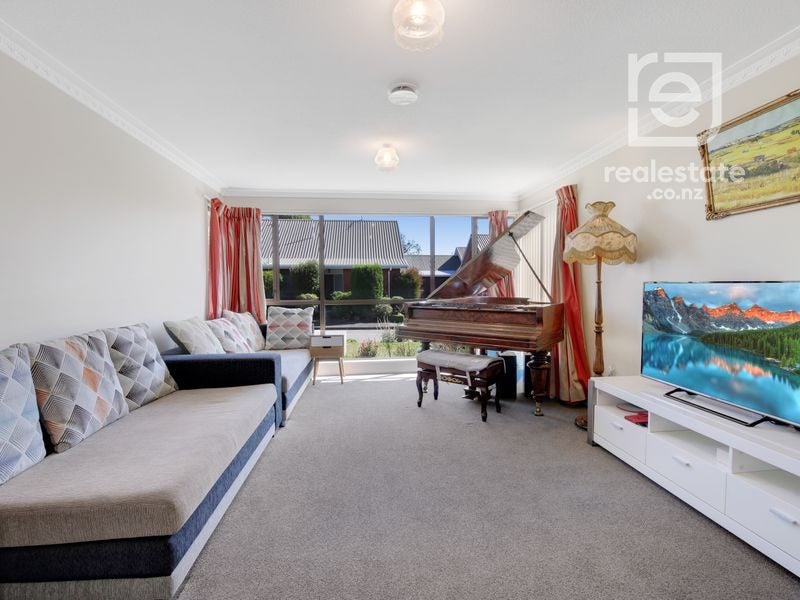 4/14 Wharenui Road, Upper Riccarton, Christchurch - Carousel 2