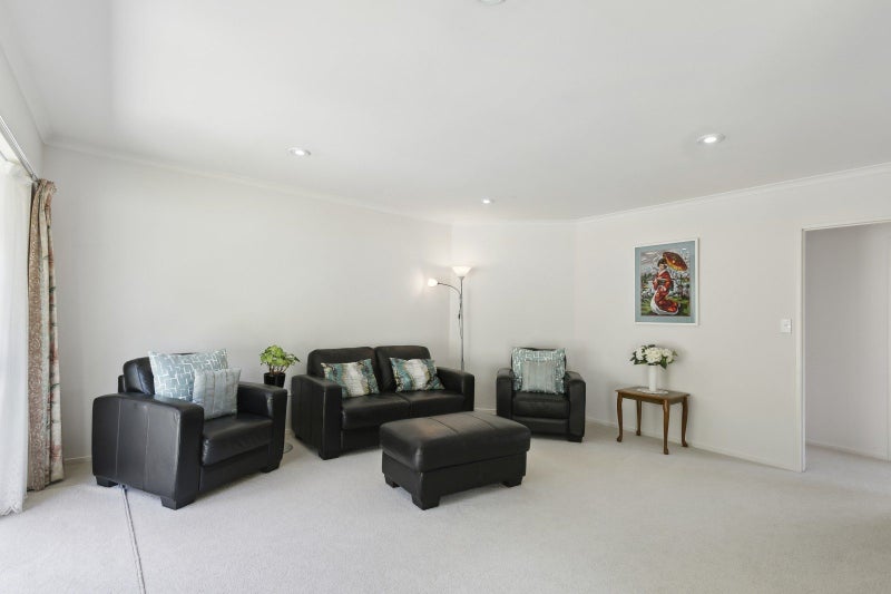 63/42 Main Road, Tawa, Wellington - Carousel 2