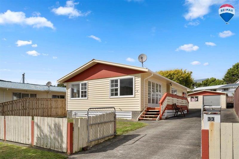 33 Stockdale Street, Wainuiomata, Lower Hutt - Carousel 1