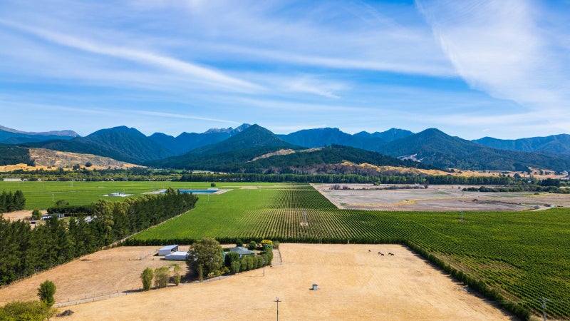 2376 State Highway 63, Blenheim - Carousel 1