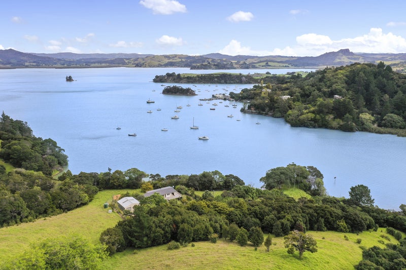225 Okura Bay Road, TOTARA NORTH, KAEO - Carousel 1
