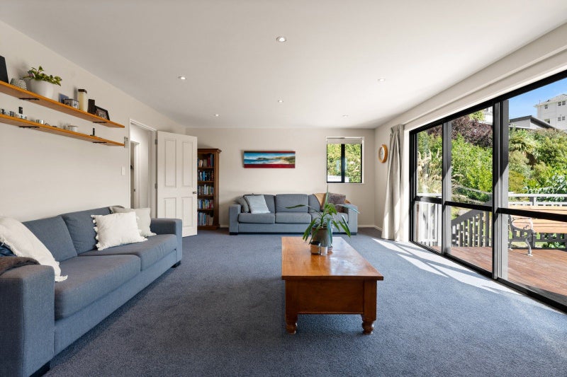 11 Truby King Crescent, Liberton, Dunedin - Carousel 2