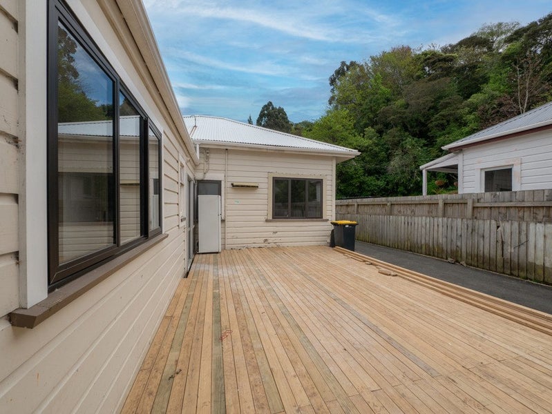 38 Crown Street, North East Valley, Dunedin - Carousel 2