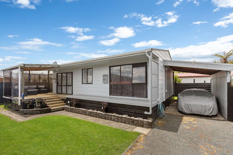 11B Wallace Crescent, Glenholme, Rotorua - Carousel 2