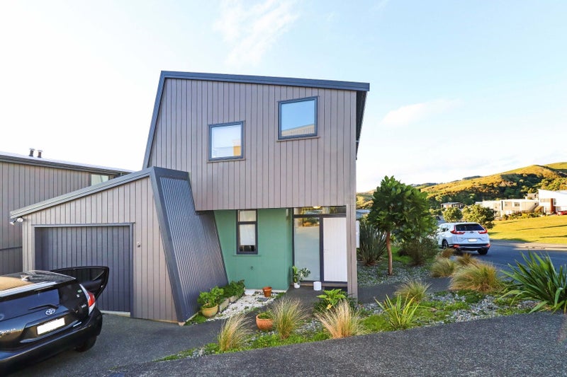 9 Lacebark Lane, Woodridge, Wellington - Carousel 16