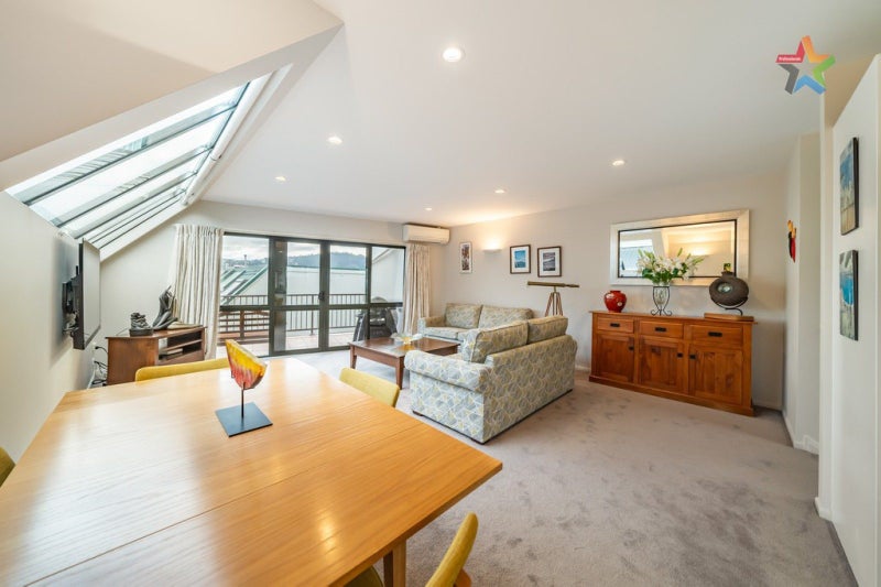 7/38A Roxburgh Street, Mount Victoria, Wellington - Carousel 2