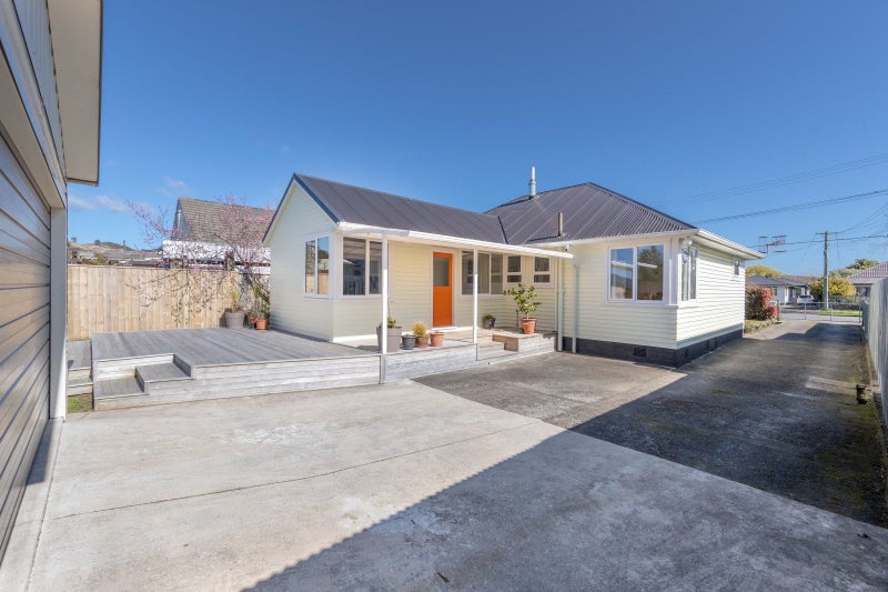 16 Moonshine Road, Trentham, Upper Hutt - Carousel 1