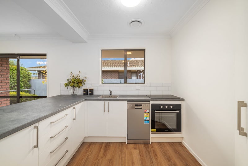 1/28 Strickland Street, Sydenham, Christchurch - Carousel 2