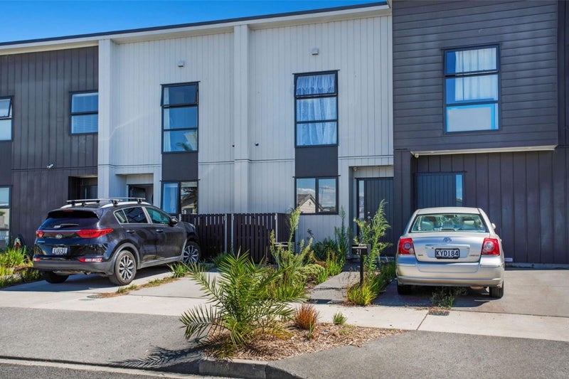 21A Ventura Street, Mangere, Auckland - Carousel 2
