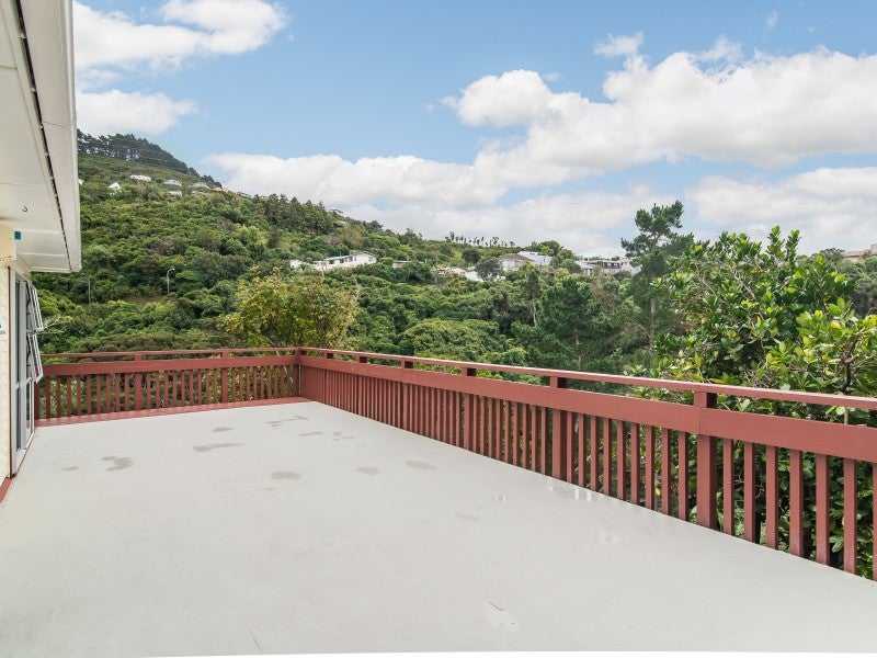 16 Blackbridge Road, Wadestown, Wellington - Carousel 2