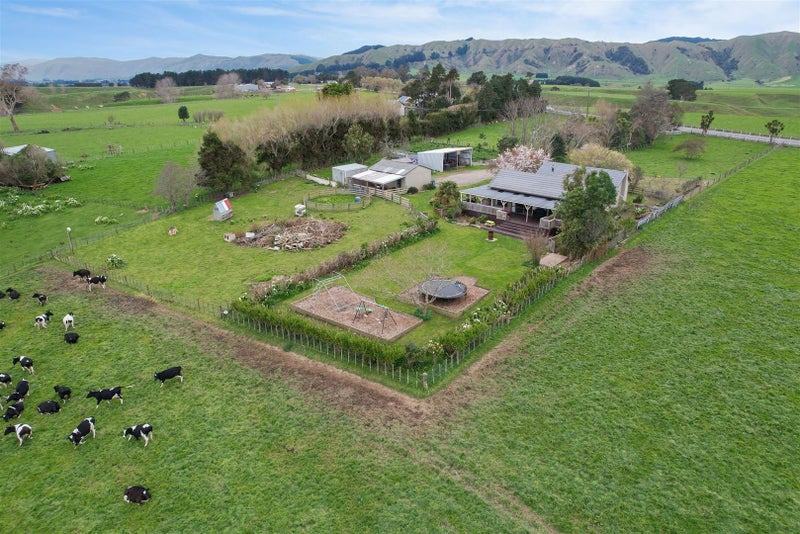 783 State Highway 1, Blenheim - Carousel 2