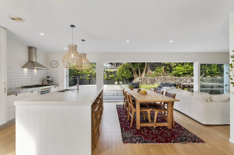 66 Patteson Avenue, Mission Bay, Auckland - Carousel 2