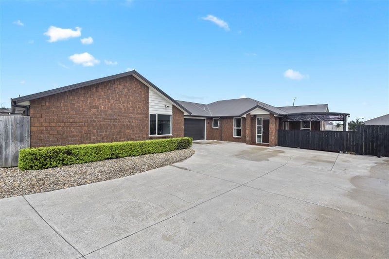 5 Te Ironui Place, Huntington, Hamilton - Carousel 1