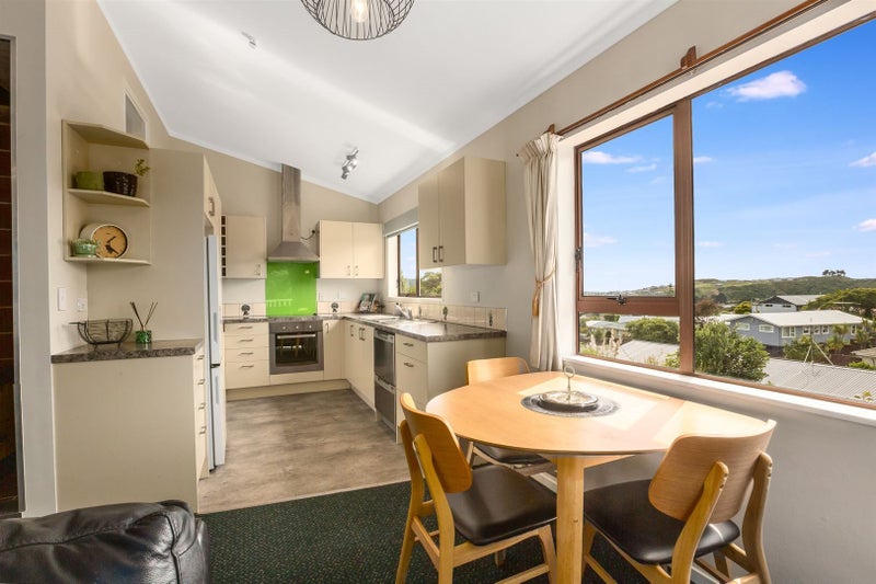 3A Quinn Grove, Ranui, Porirua - Carousel 2