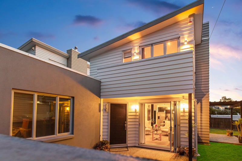 12B School Road, Morningside, Auckland - Carousel 2