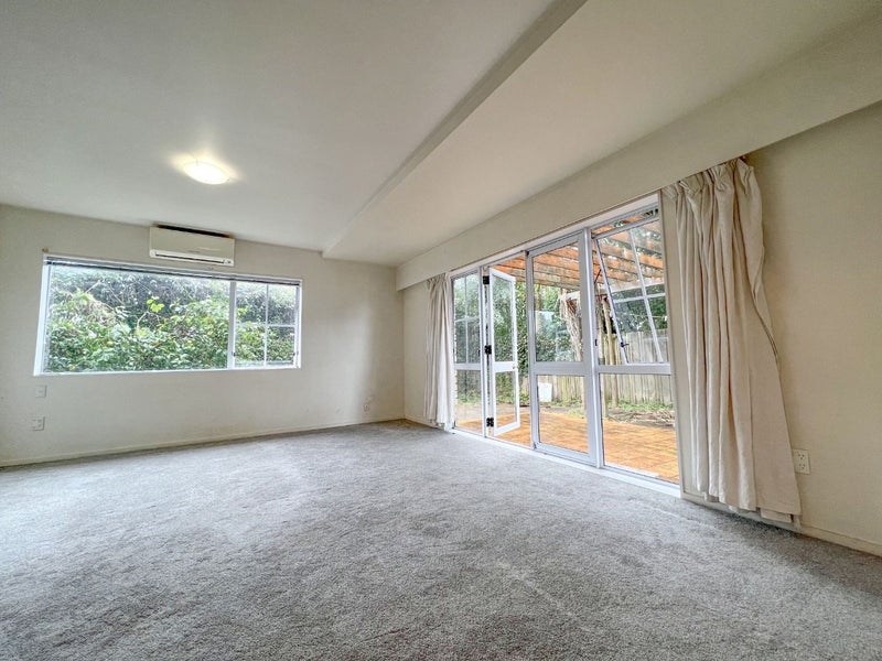 3 Edenvale Crescent, Mount Eden, Auckland - Carousel 1