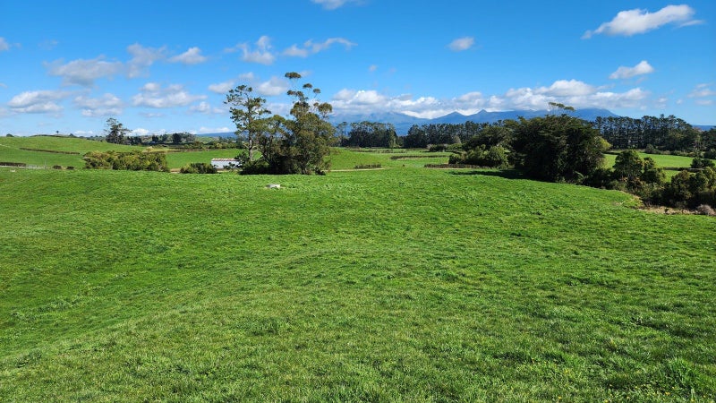 868 Upland Road, Egmont Village, New Plymouth - Carousel 1
