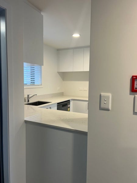 1E/11 Morning Star Place, St Lukes, Auckland - Carousel 18