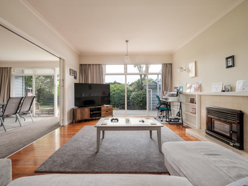 141 Fox Street, Whataupoko, Gisborne - Carousel 2