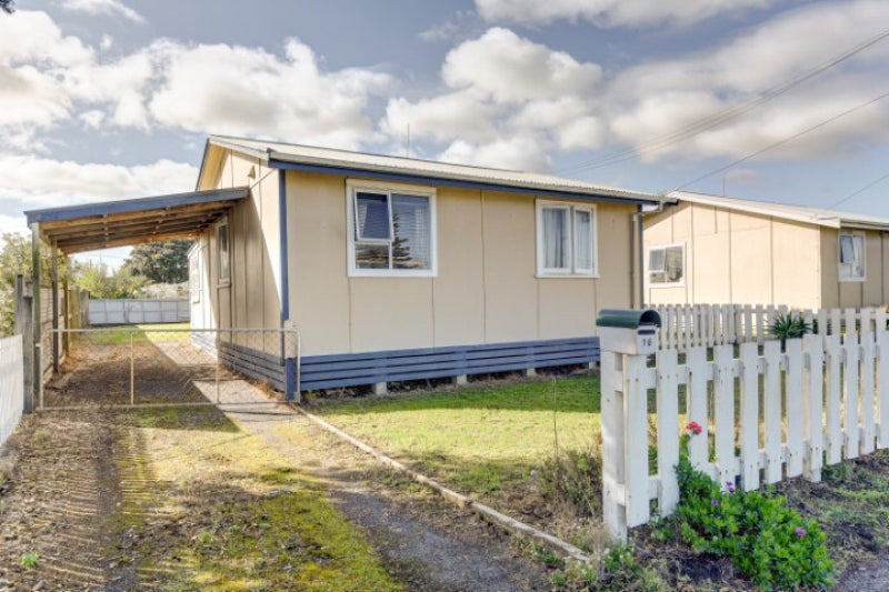 12 Cornfoot Street, Castlecliff, Whanganui - Carousel 2