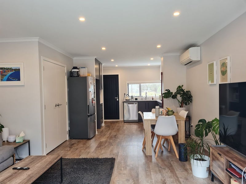 30 Dahl Drive, Wallaceville, Upper Hutt - Carousel 1
