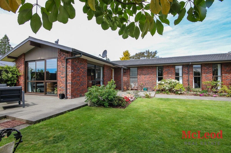 73 Racecourse Road, Allenton, Ashburton - Carousel 1