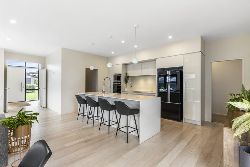 27 Doidge Street, Beachlands, Auckland - Carousel 2