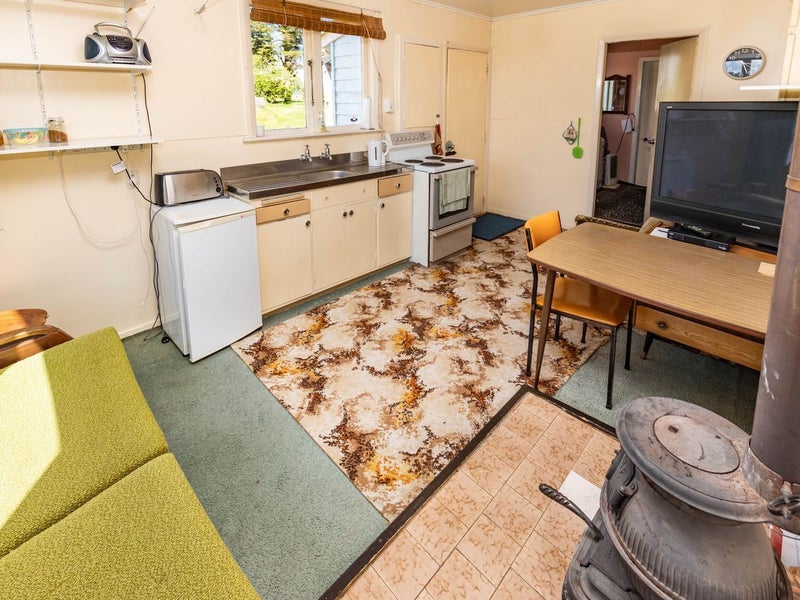 829 Nelson Creek Road, Dobson - Carousel 2