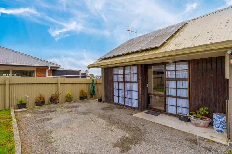 1A Weston Road, Holmes Hill, Oamaru - Carousel 1