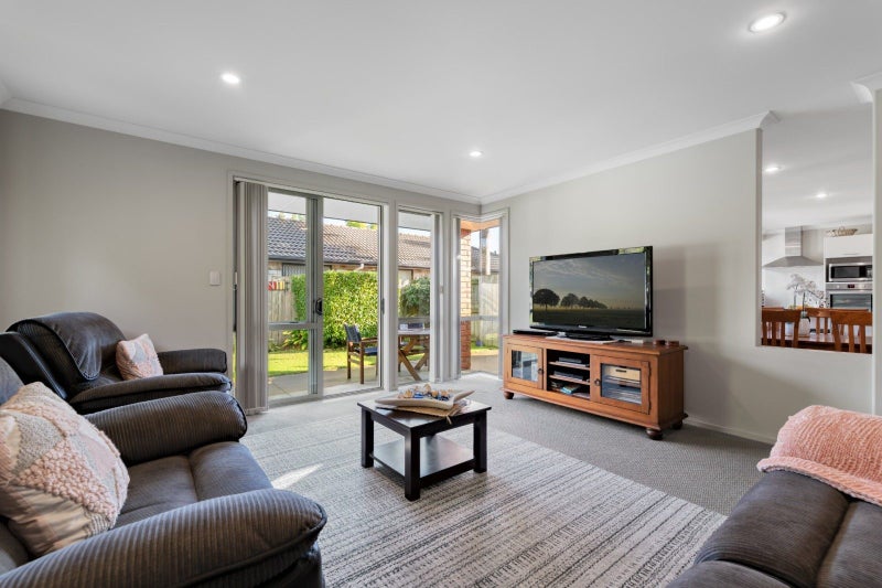 50 Roxbury Place, Papamoa Beach, Papamoa - Carousel 2