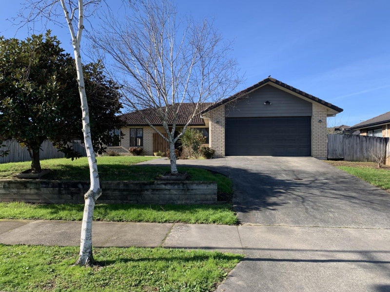100 Barrington Drive, Huntington, Hamilton - Carousel 1