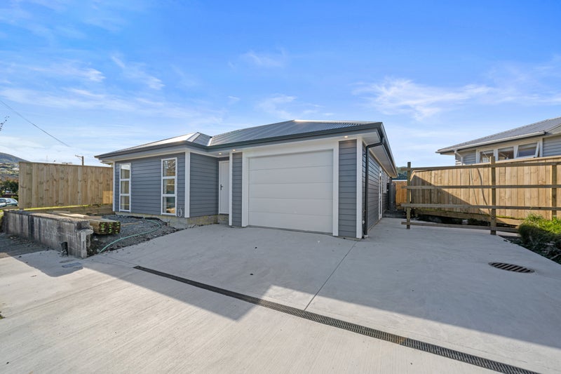 43 MARY CRES, Central, Upper Hutt - Carousel 16