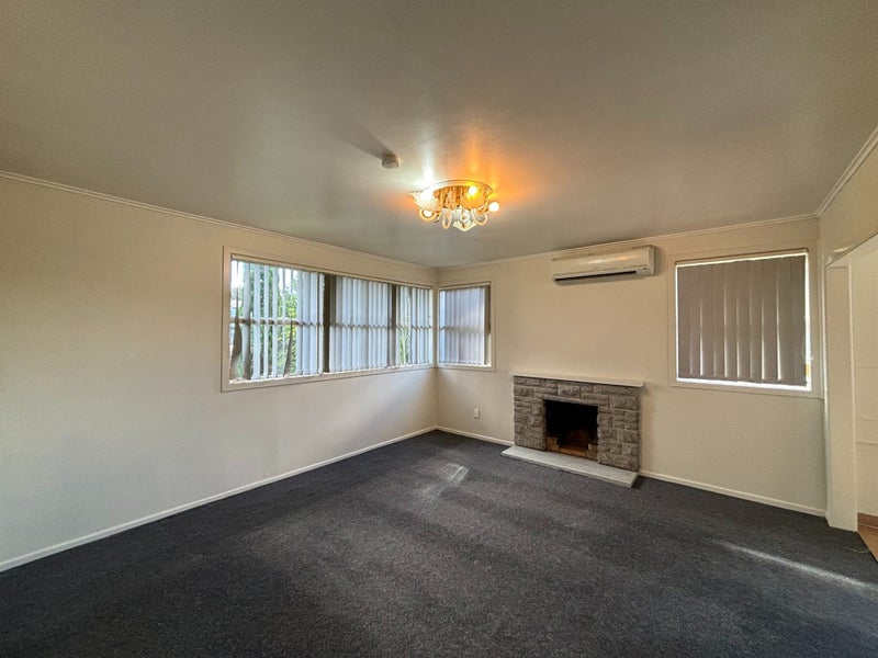 59 Preston Road, Clover Park, Auckland - Carousel 2