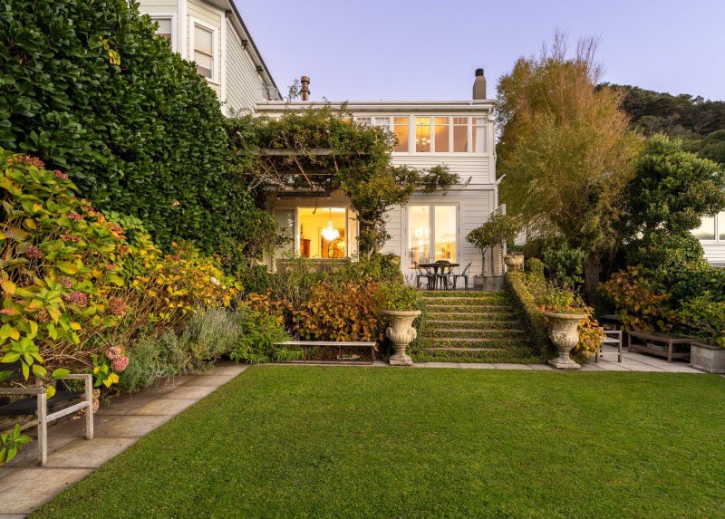 5 Telford Terrace, Oriental Bay, Wellington - Carousel 1