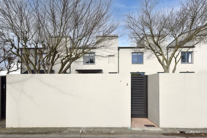 2/18 Rastrick Street, Merivale, Christchurch - Carousel 2