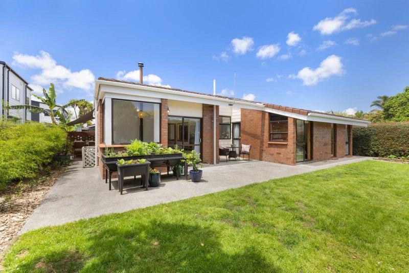 2/48 Fairview Road, Papatoetoe, Auckland - Carousel 1