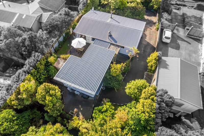 54 Poto Road, Normandale, Lower Hutt - Carousel 17