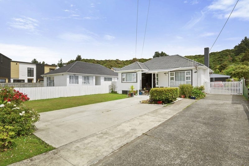 11 Wainuiomata Road, Wainuiomata, Lower Hutt - Carousel 12