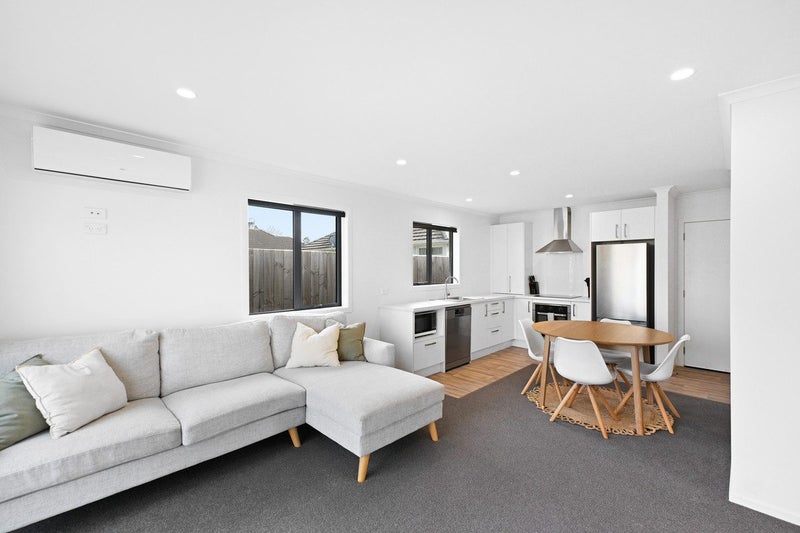 2/72 Marshall Street, Fairfield, Hamilton - Carousel 2